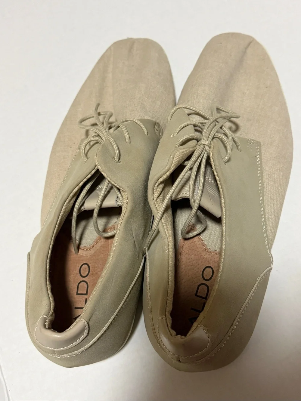 Aldo lace up